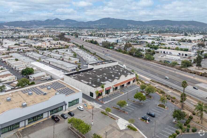 More Photos Of 1617 Capalina Rd, San Marcos Showroom For Lease