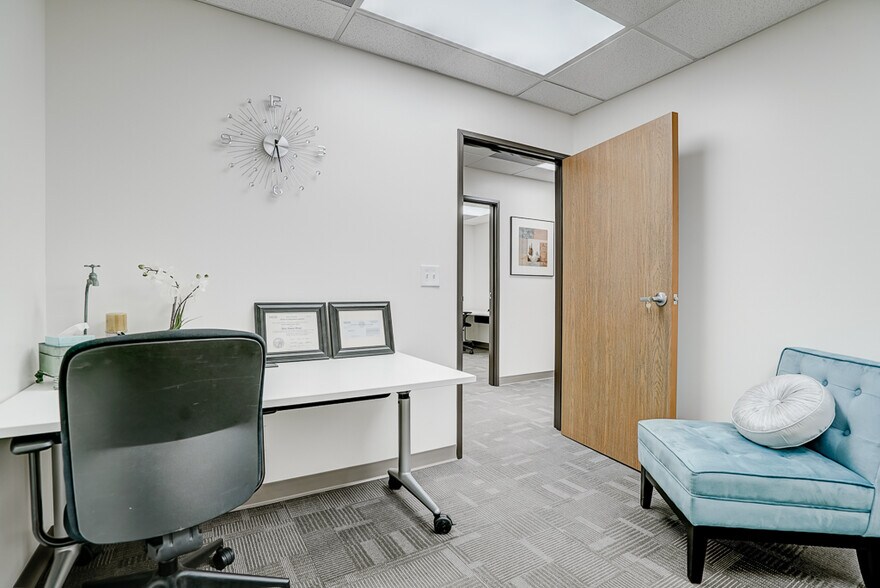 More Photos Of 4010 Merrill Ave, Riverside Freestanding For Lease