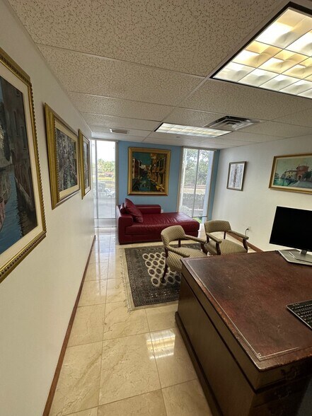More Photos Of 4300 Biscayne Blvd, Miami Office Residential For Lease