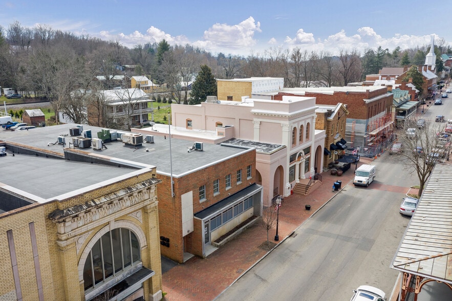 Primary Photo Of 111 W Main St, Jonesborough Restaurant For Lease