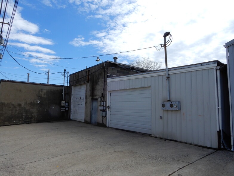 More Photos Of 1424 Ohio Ave, Dunbar Light Distribution For Sale