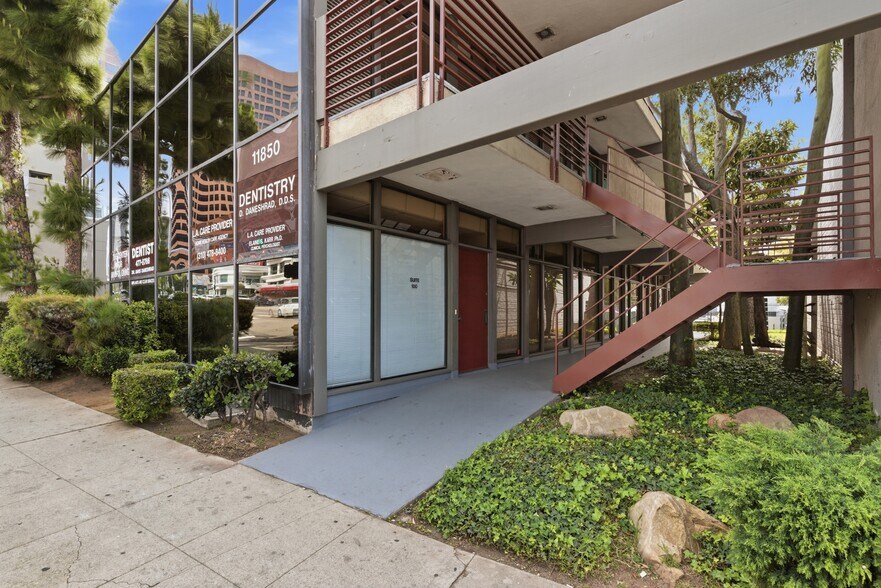 More Photos Of 11850 Wilshire Blvd, Los Angeles Medical For Sale