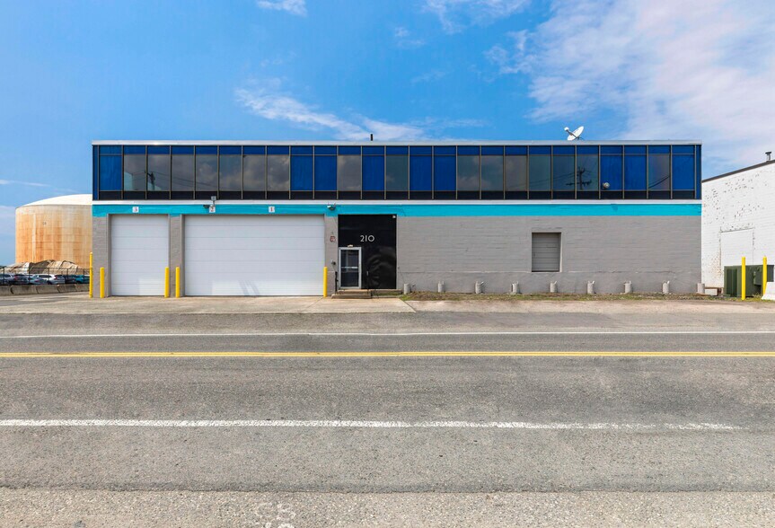 More Photos Of 210 Beacham St, Everett Refrigeration Cold Storage For Lease