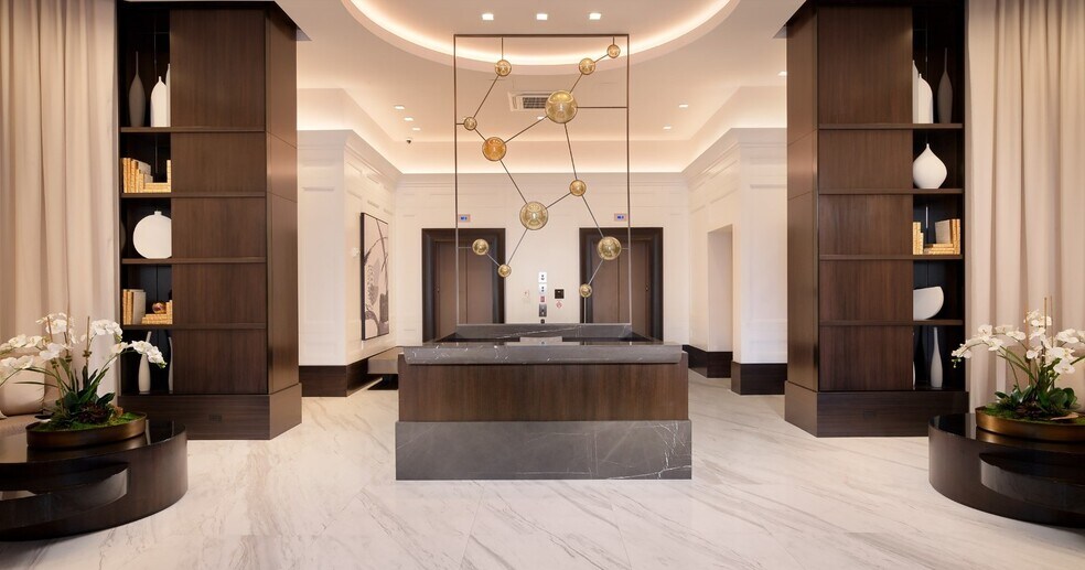 More Photos Of 251-257 Giralda Ave, Coral Gables Apartments For Lease