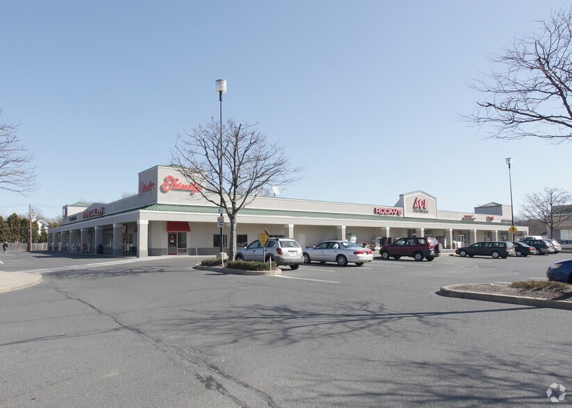 More Photos Of 479-505 Newton St, South Hadley Unknown For Lease