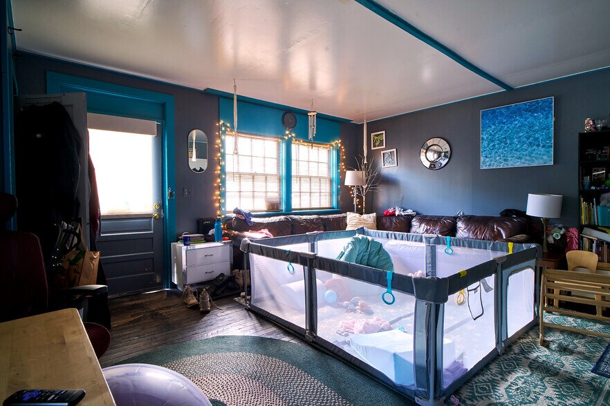 More Photos Of 2 Striebel Rd, Woodstock Apartments For Sale