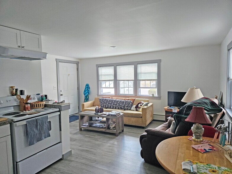 More Photos Of 1 Elm St, Exeter Apartments For Sale