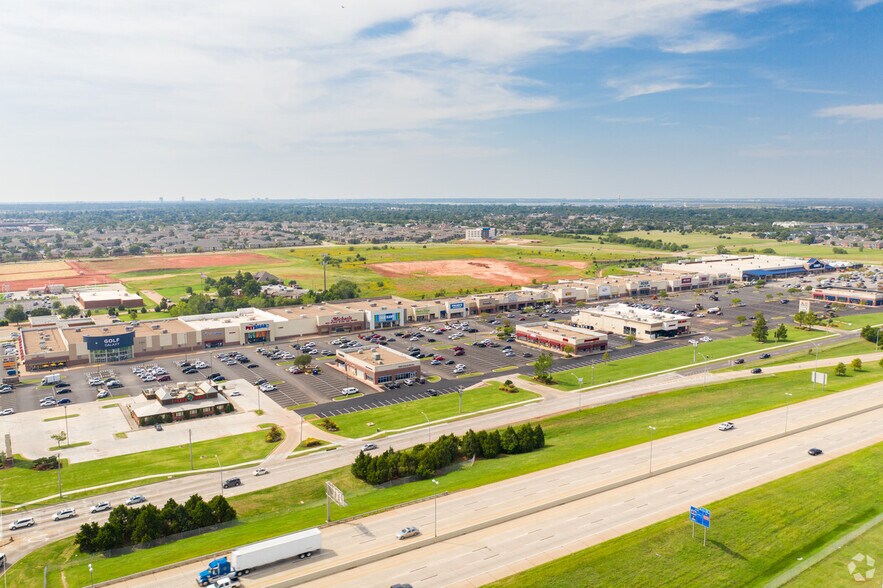 More Photos Of 2300 W Memorial Rd, Oklahoma City Unknown For Lease