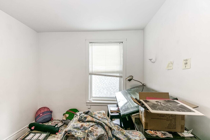 More Photos Of 354 Eva Av, Sudbury Apartments For Sale