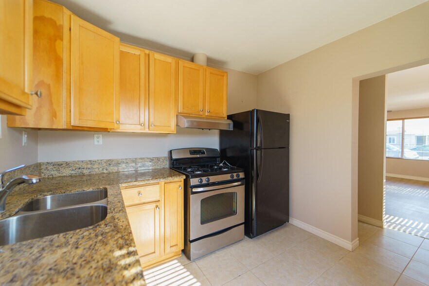 More Photos Of 1268-70 Georgia St, Imperial Beach Apartments For Sale