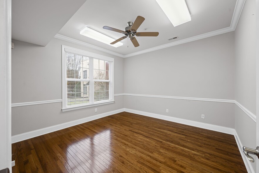 More Photos Of 321 Billingsly Ct, Franklin Loft Creative Space For Lease