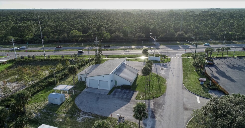 Primary Photo Of 6900 SE Ridgeway Ter, Hobe Sound Light Distribution For Lease