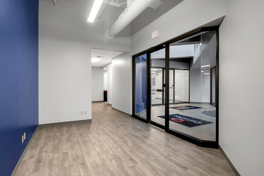 More Photos Of 75 Earhart Dr, Amherst Unknown For Lease