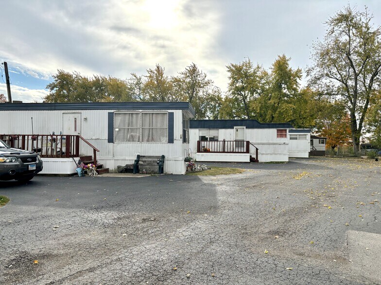 More Photos Of Reagan Drive, Eureka Manufactured Housing Mobile Home Park For Sale