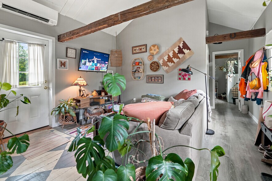 More Photos Of 16 Main St, Plainfield Apartments For Sale