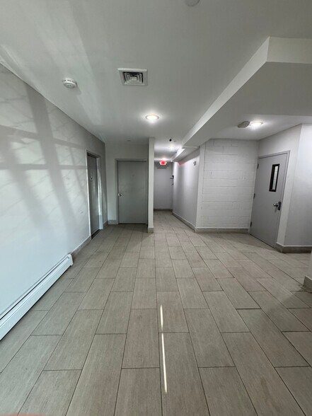 More Photos Of 3573 Laconia Ave, Bronx Apartments For Sale