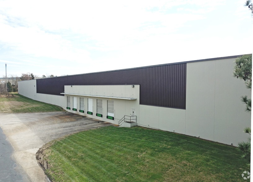 More Photos Of 600 Greenway Industrial Dr, Fort Mill Distribution For Lease
