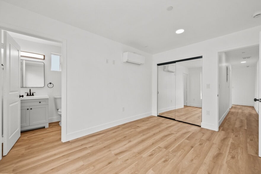 More Photos Of 1184 N Normandie Ave, Los Angeles Apartments For Sale