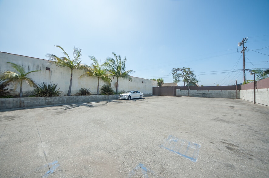 More Photos Of 5010 W Washington Blvd, Los Angeles Land For Lease