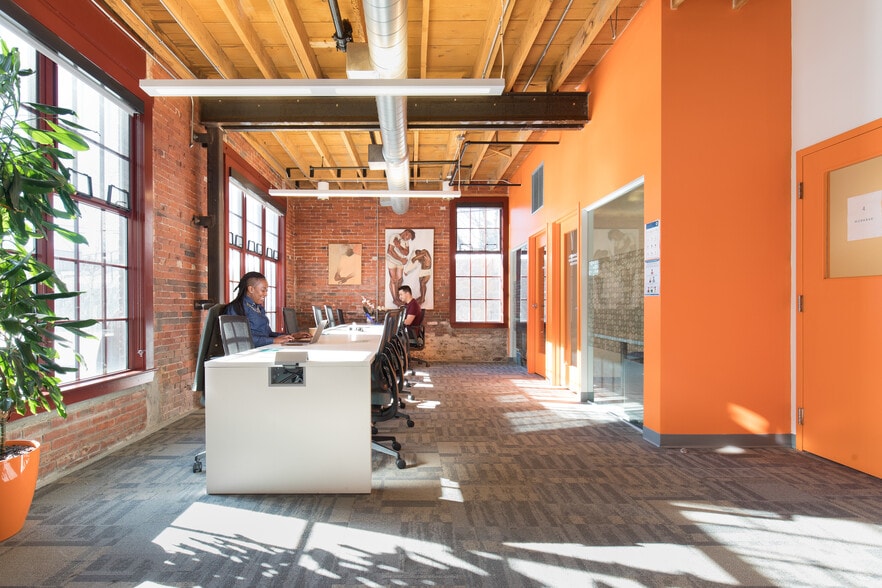 More Photos Of 1167 Massachusetts Ave, Arlington Coworking Space