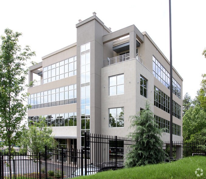 Primary Photo Of 4828 Ashford Dunwoody Rd, Atlanta Office For Sale