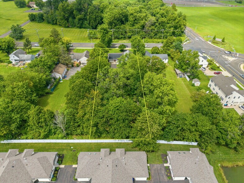 More Photos Of 3157 Mechanicsville Rd, Eddington Medical For Sale
