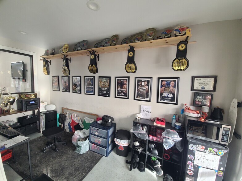 More Photos Of 12515 Business Highway 287 N, Fort Worth Industrial For Lease