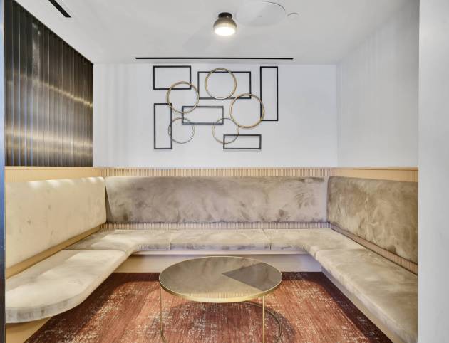 More Photos Of 3330 Wilshire Blvd, Los Angeles Apartments For Lease