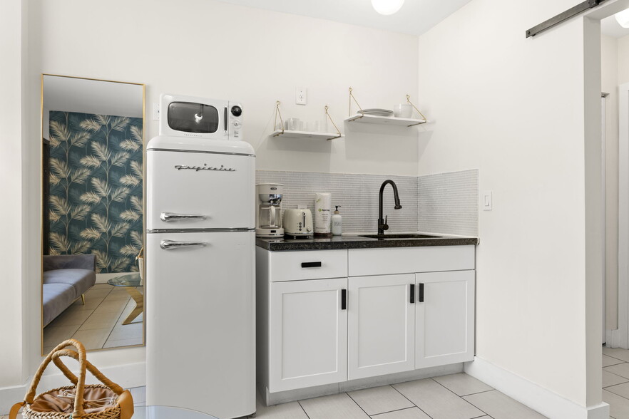 More Photos Of 7320 Byron Ave, Miami Beach Hotel For Sale