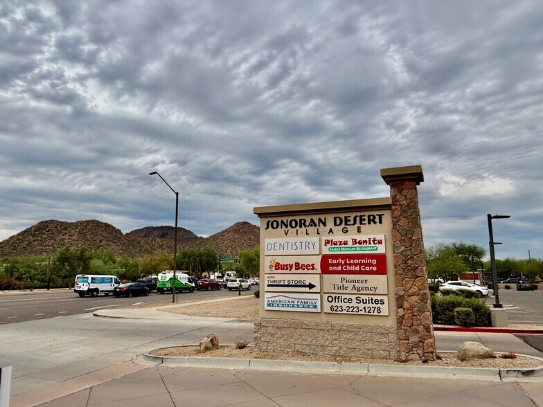 More Photos Of 34406 N 27th Dr, Phoenix Medical For Lease