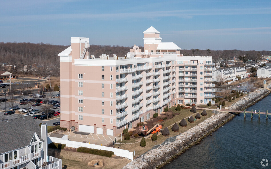 Primary Photo Of 8501 Bayside Rd, Chesapeake Beach Apartments For Sale