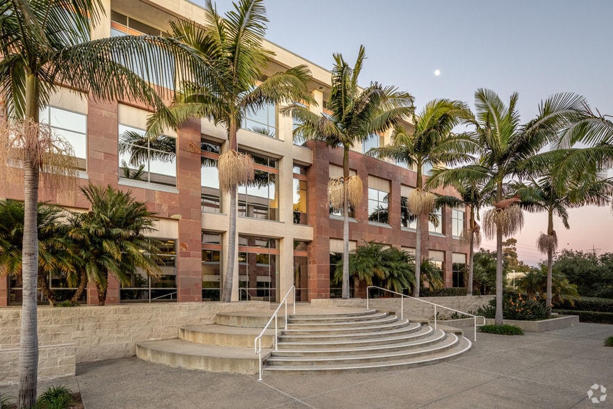 More Photos Of 1902 Wright Pl, Carlsbad Office For Lease