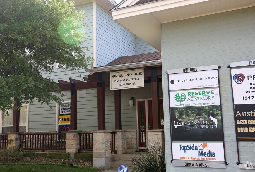 More Photos Of 309 W Main St, Round Rock Office For Lease
