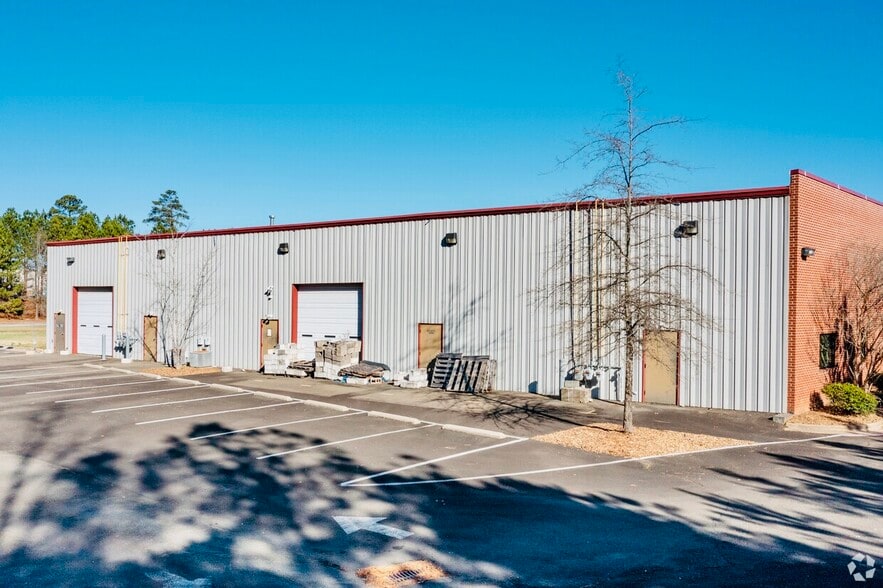 More Photos Of 117 International Dr, Morrisville Showroom For Lease