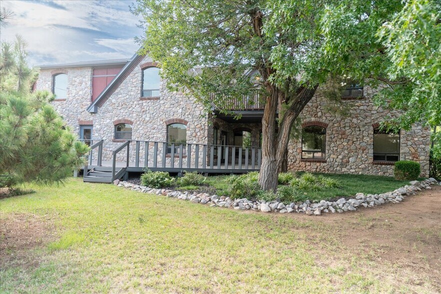 More Photos Of 4242 N Meridian Ave, Oklahoma City Office For Sale