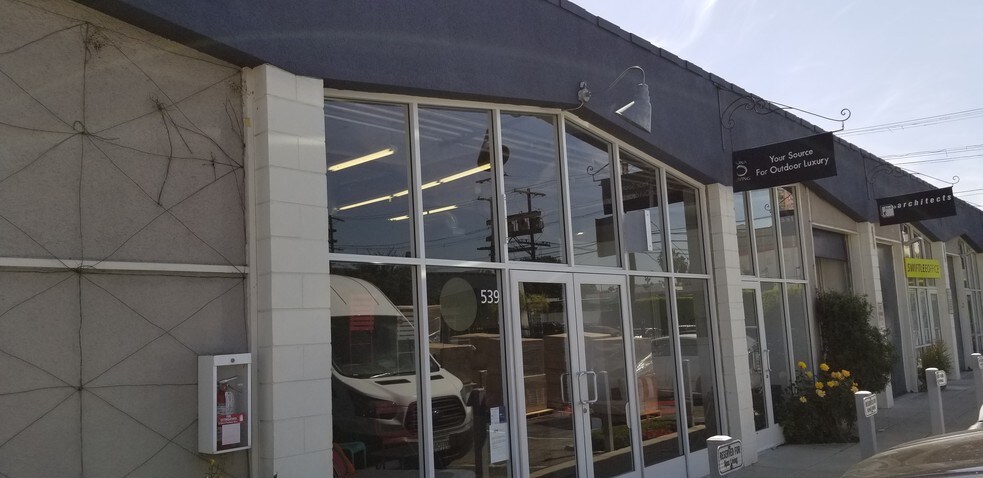 More Photos Of 533-545 S Raymond Ave, Pasadena Research And Development For Lease