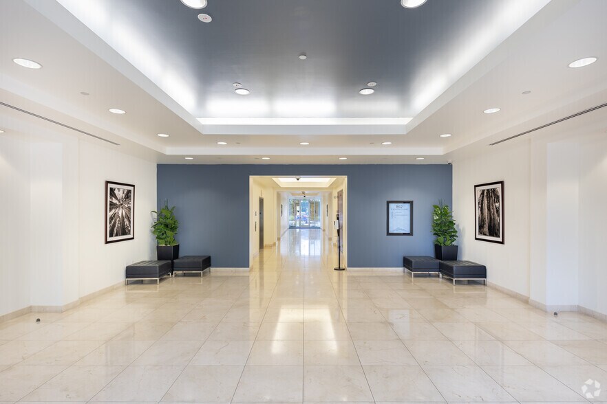 More Photos Of 650 E Hospitality Ln, San Bernardino Unknown For Lease