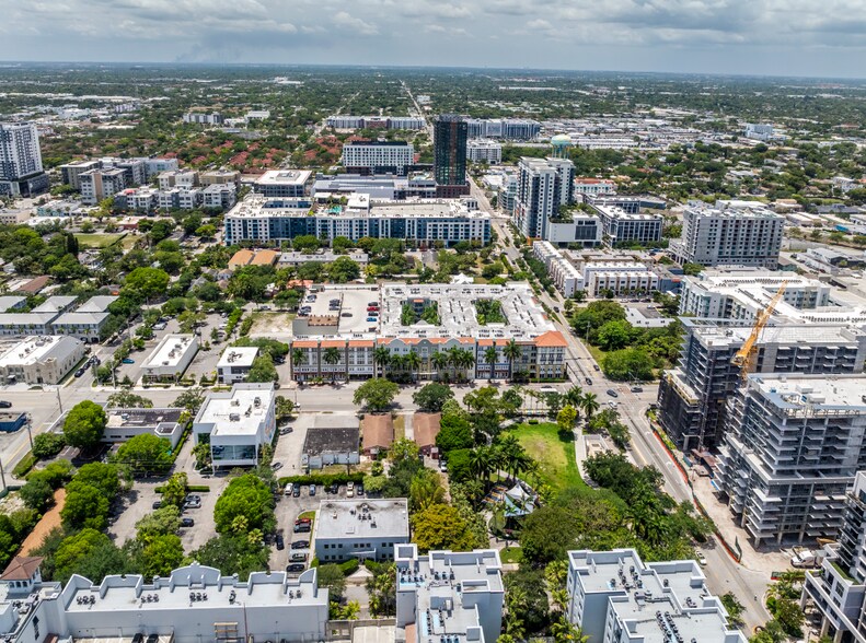More Photos Of 521 NE 4th Ave, Fort Lauderdale Office Residential For Sale