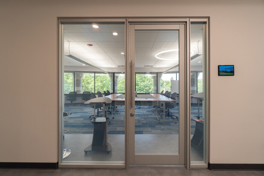 More Photos Of 1120 Pittsford Victor Rd, Pittsford Office For Sale