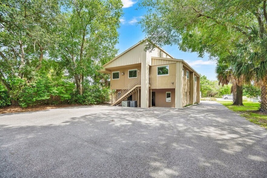 More Photos Of 925 W State Road 434, Winter Springs Office For Sale