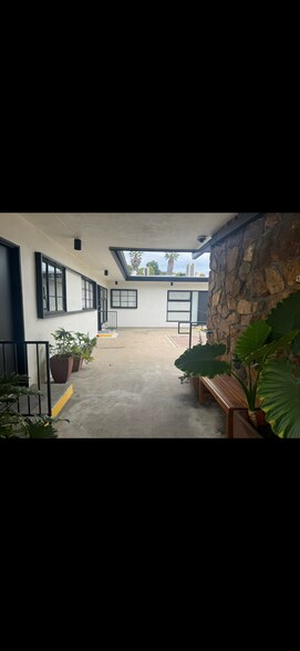 More Photos Of 8939 La Mesa Blvd, La Mesa Medical For Lease