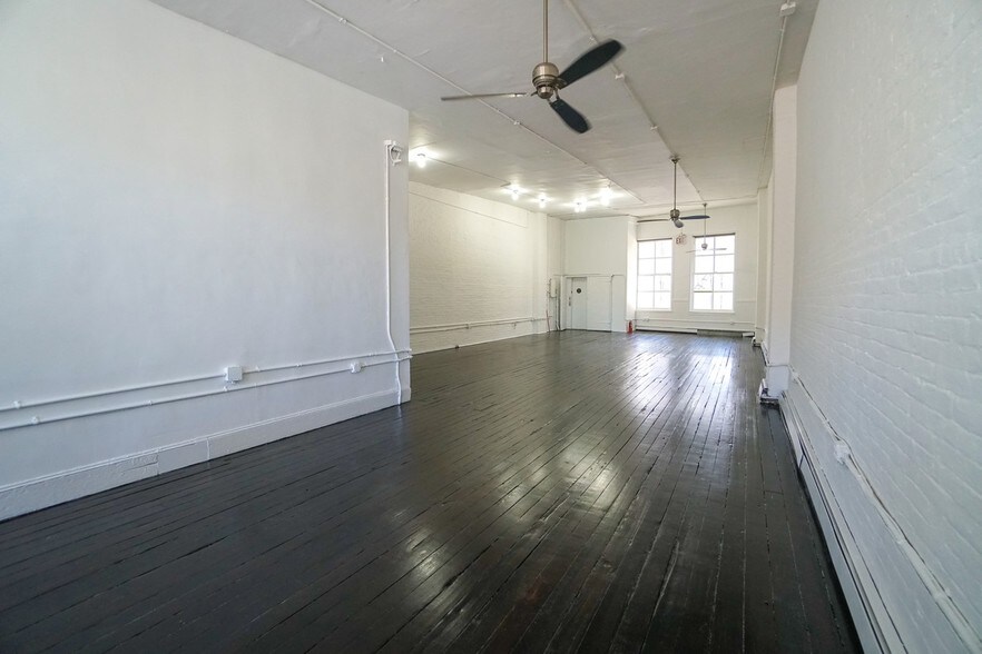 More Photos Of 343 Canal St, New York Office For Lease