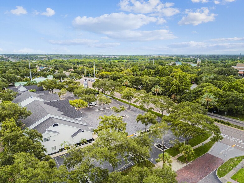More Photos Of 300 E Bay Dr, Largo Office For Lease