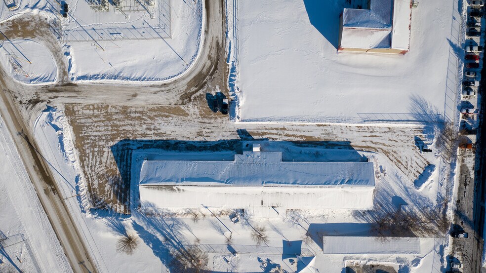 More Photos Of 675 Grant St, Winneconne Bowling Alley For Sale