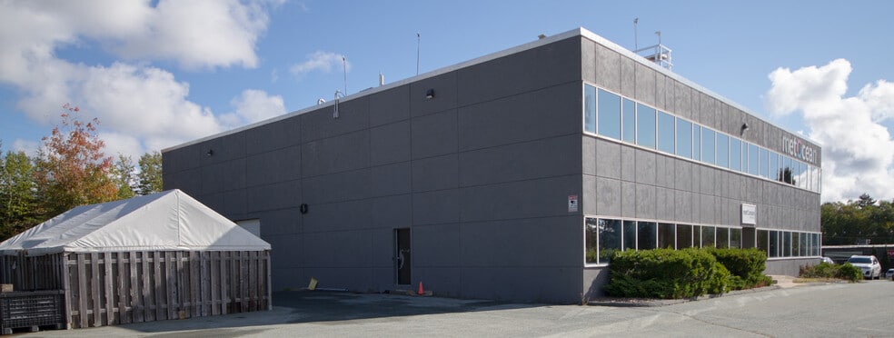 More Photos Of 21 Thornhill Dr, Dartmouth Manufacturing For Sale
