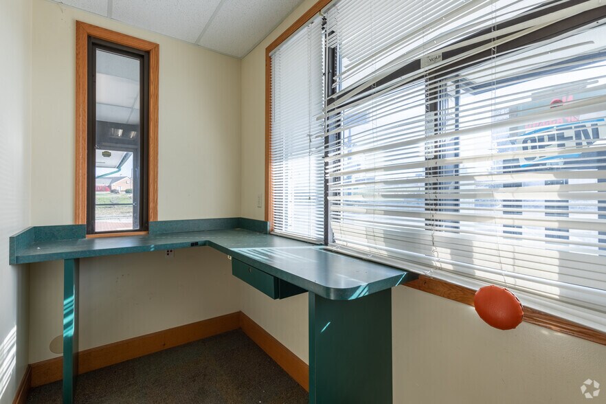 More Photos Of 5140 Salem Ave, Dayton Freestanding For Lease