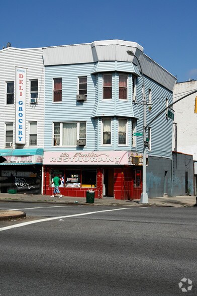 More Photos Of , Brooklyn General Retail For Sale