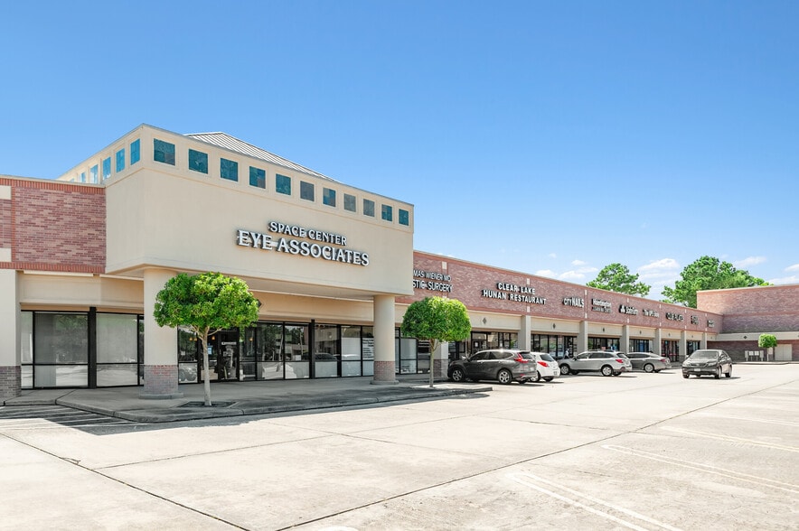 More Photos Of 2323 Clear Lake City Blvd, Houston Unknown For Lease