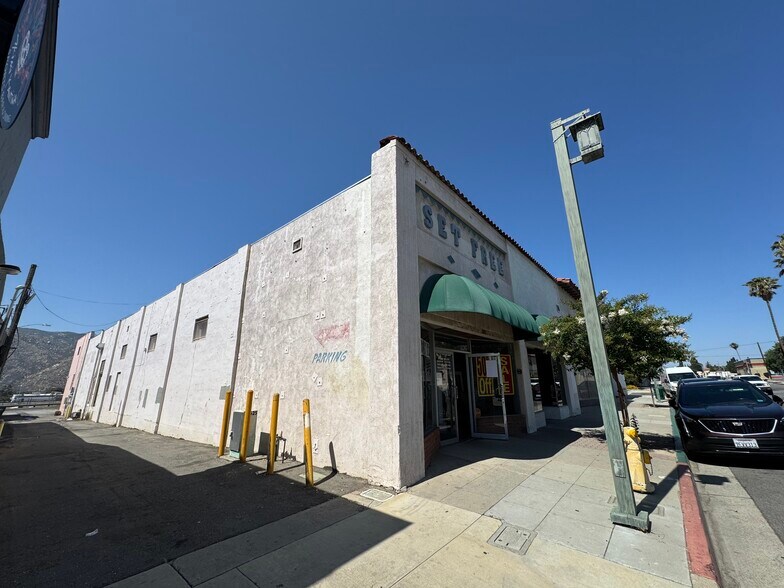 More Photos Of 166 W Ramsey St, Banning Storefront For Sale