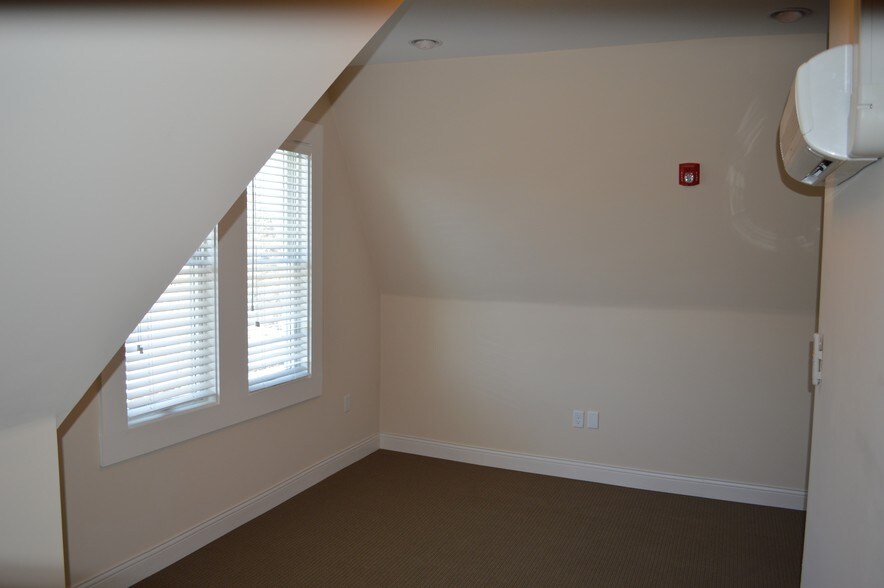 More Photos Of 29 Elm St, Morristown Medical For Sale